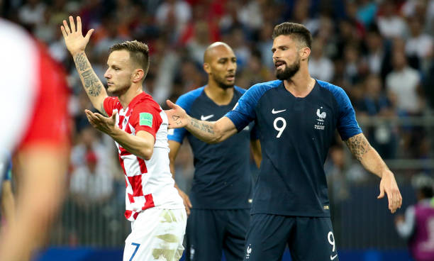 西媒：马竞将与尤文竞争汉茨科，并已经领跑这笔交易.