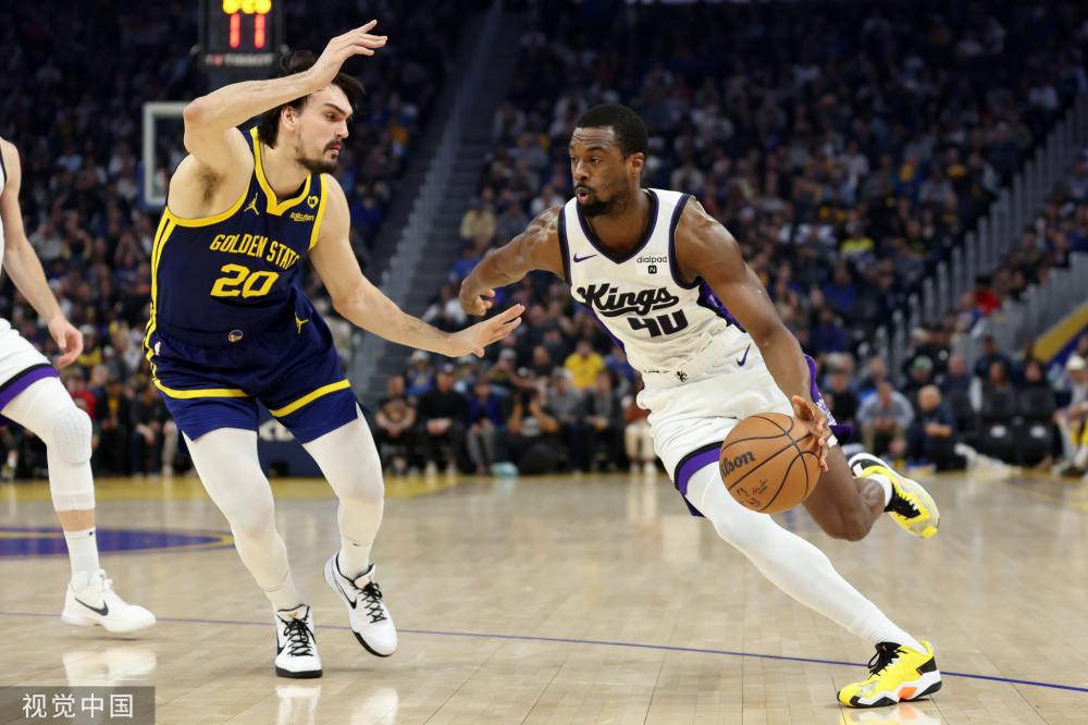 [英超]哈兰德禁区外远射破门 上演帽子戏法.