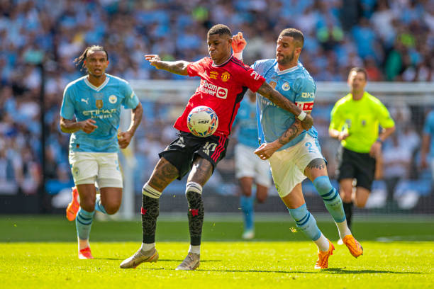 德甲激战：拜仁主场力擒圣保利，凯恩闪耀射手榜.